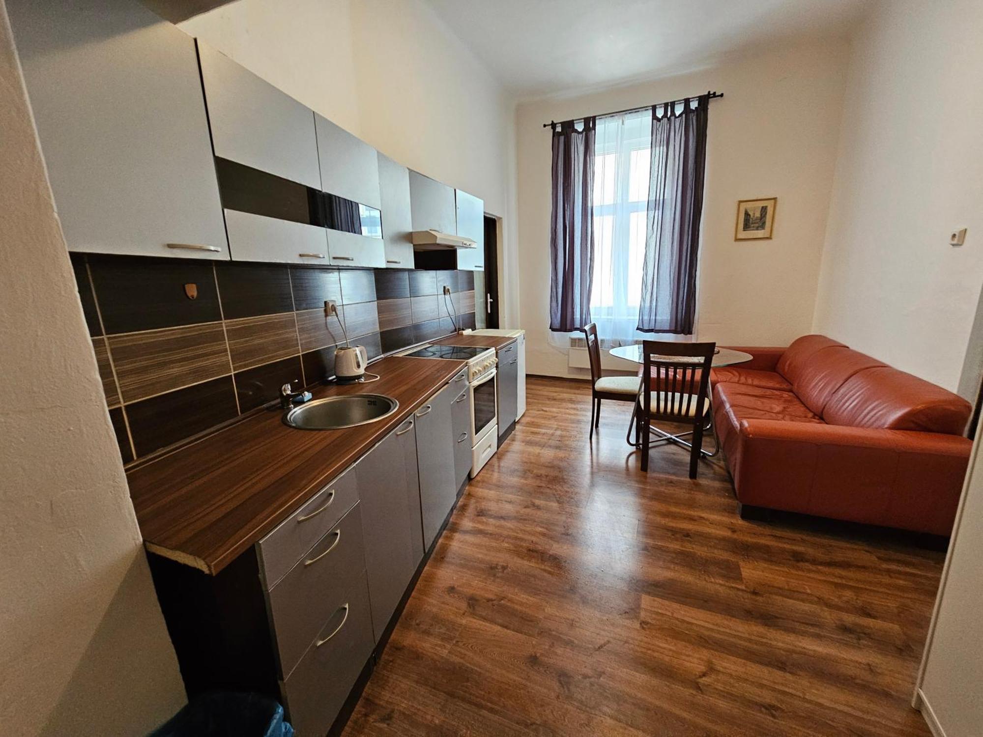 Apartments Zizkov 2C Praga Esterno foto